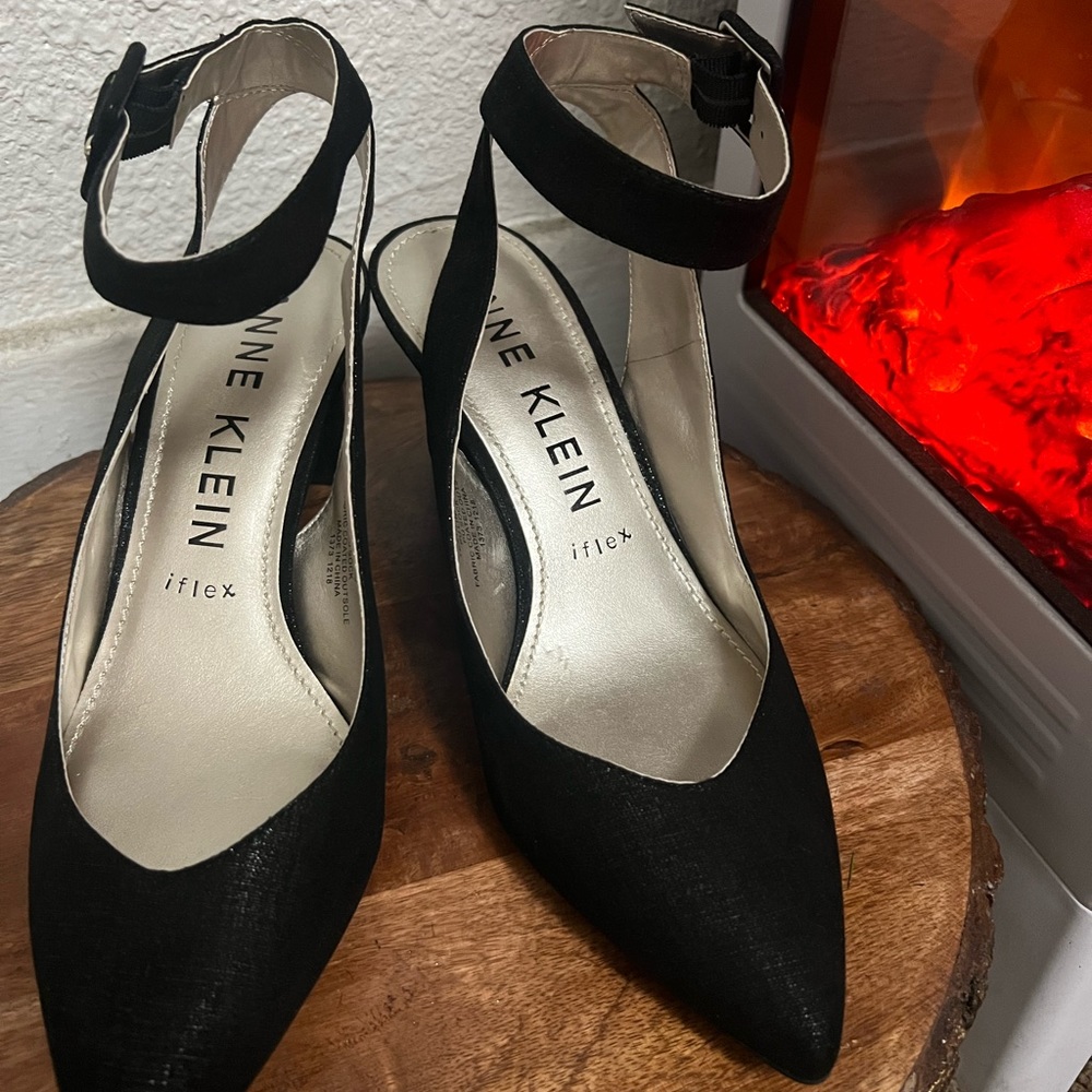 Anne Klein Ankle Strap Low Heels. Size 8.5 Color Black iflex comfort